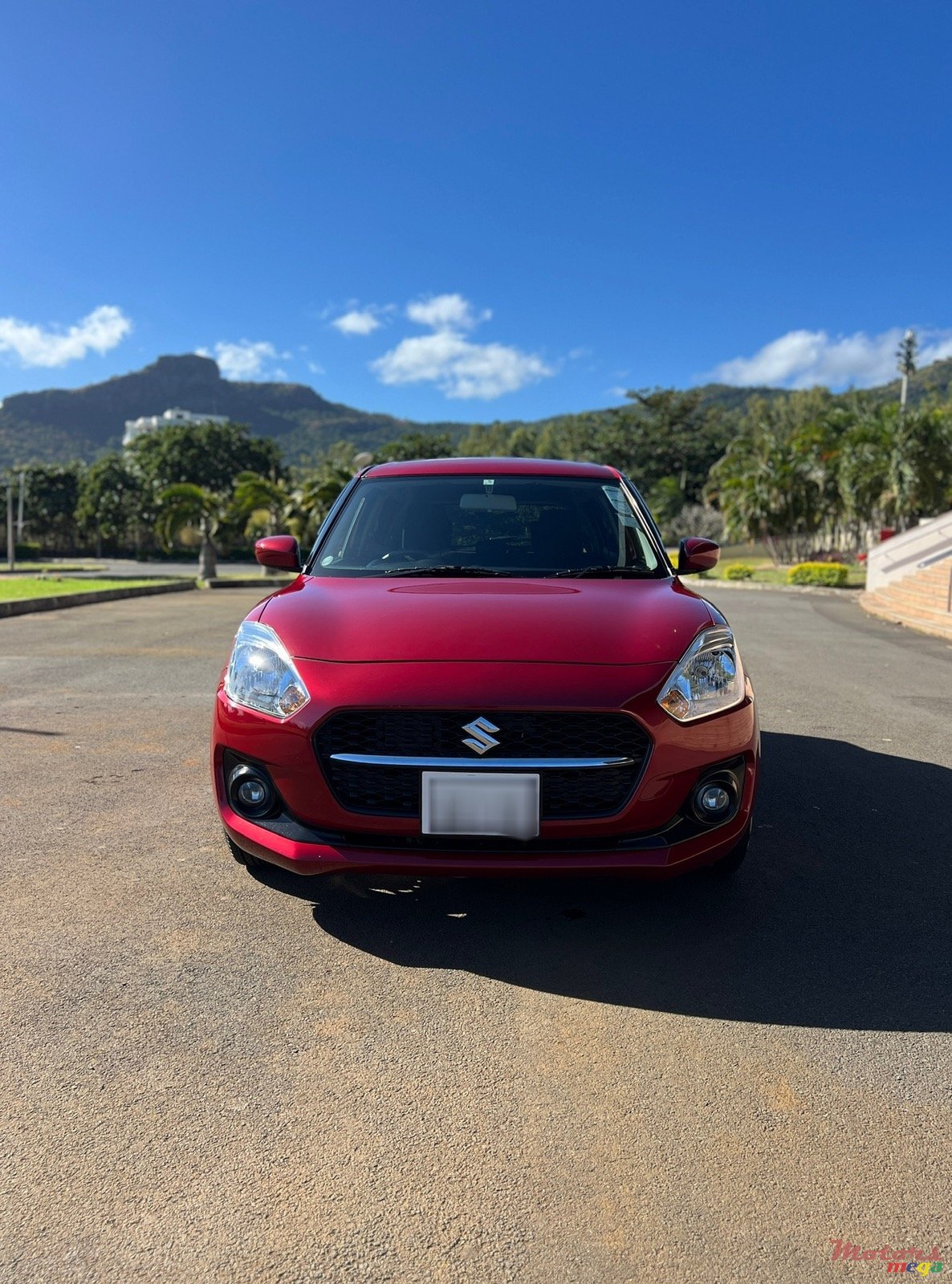 2017' Suzuki Swift photo #2