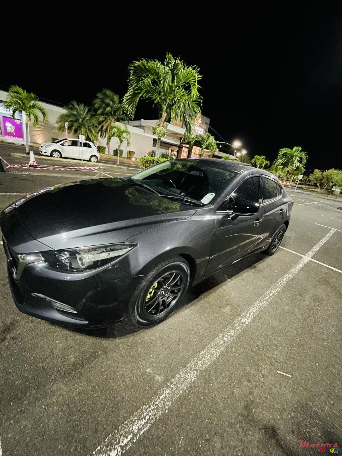 2017' Mazda 3 photo #1