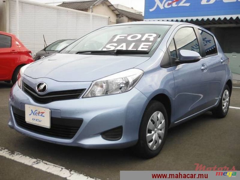 2013' Toyota Vitz photo #1