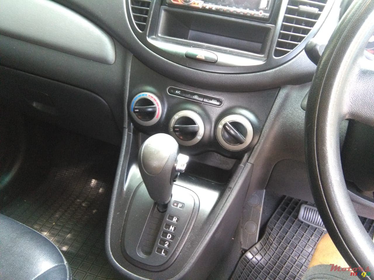 2013' Hyundai i10 photo #4