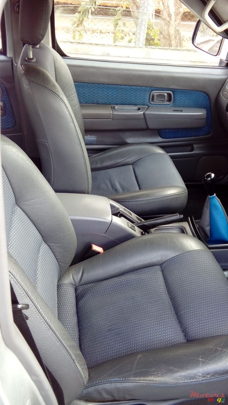 2010' Nissan Hardbody photo #6