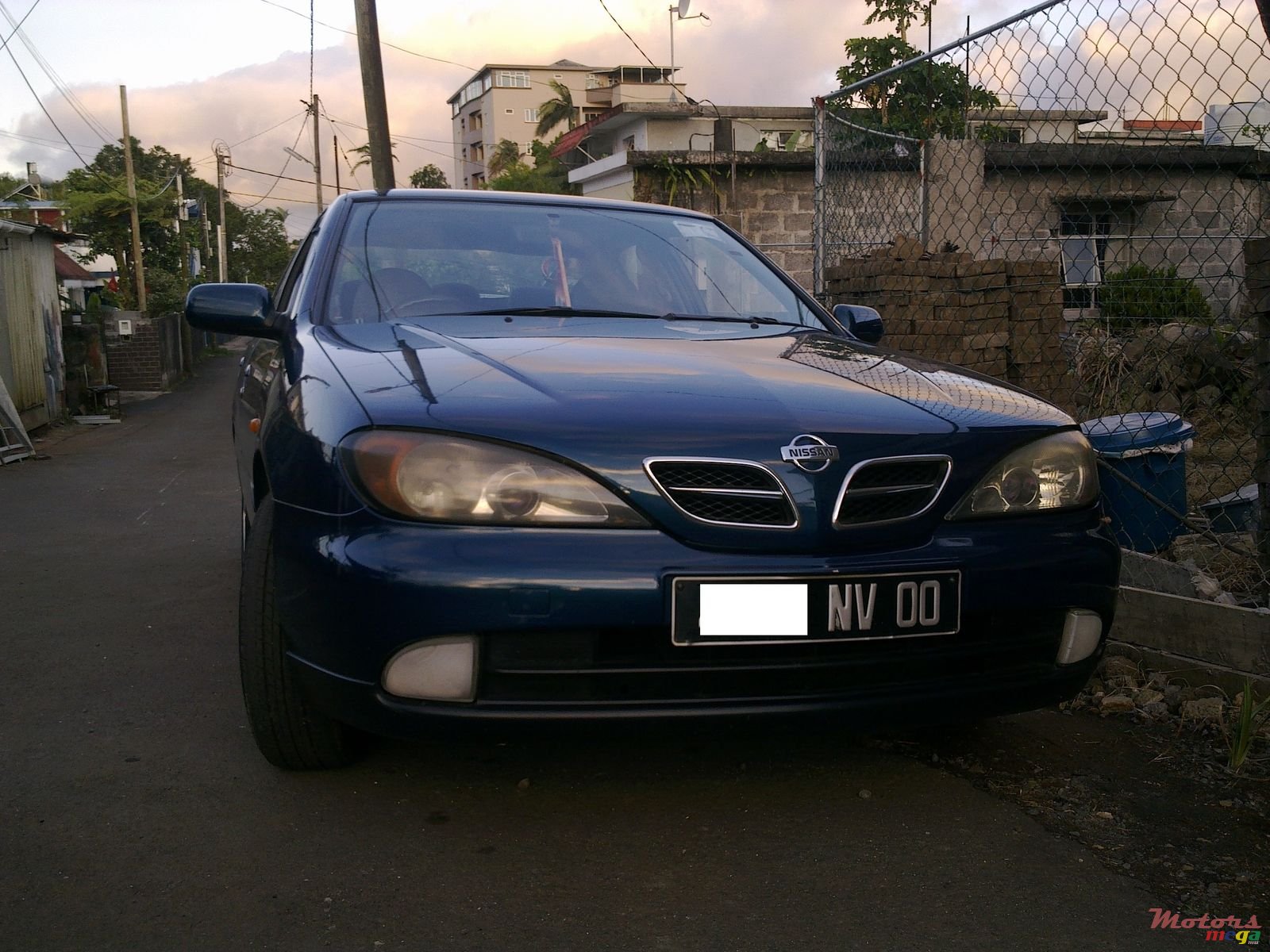 2000' Nissan Primera photo #1