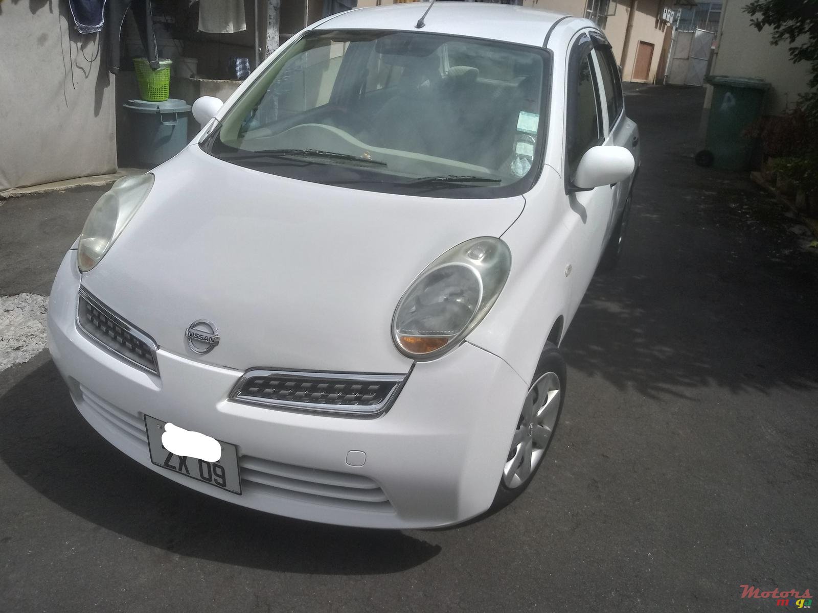 2009' Nissan March photo #2