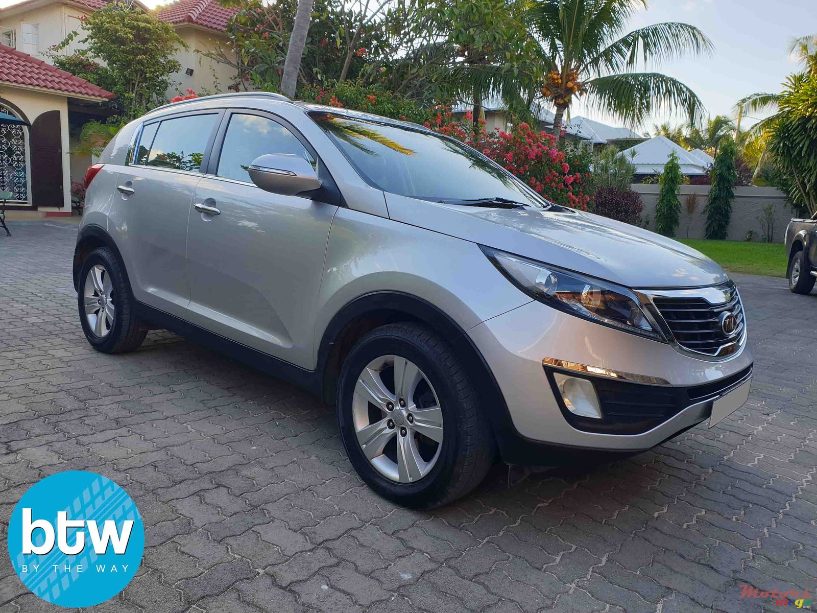 2012' Kia Sportage photo #1