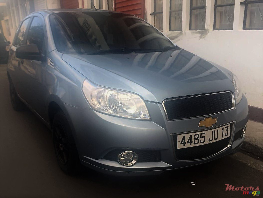 2013' Chevrolet Aveo LS photo #1