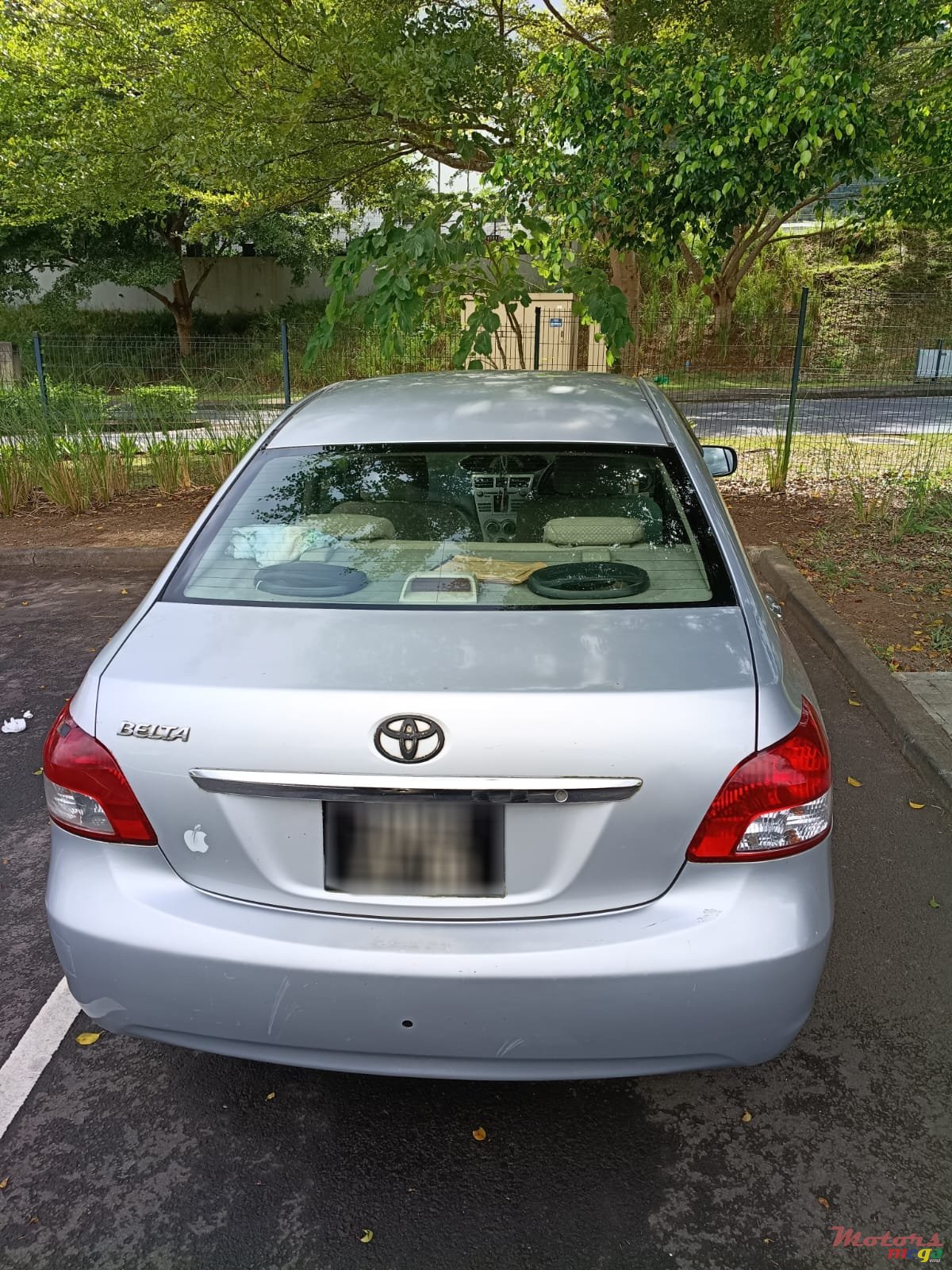 2006' Toyota Belta photo #3