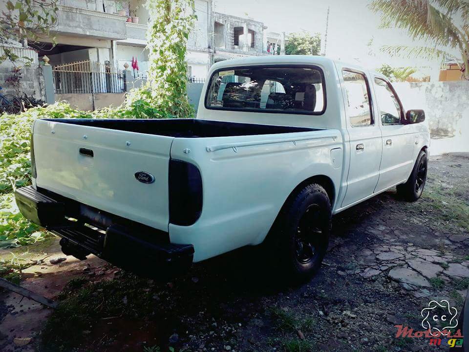 2005' Ford Double cab 4x2 photo #2