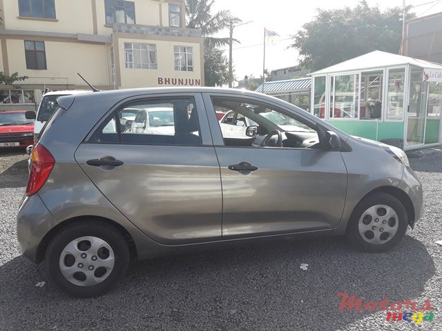 2011' Kia Picanto photo #3