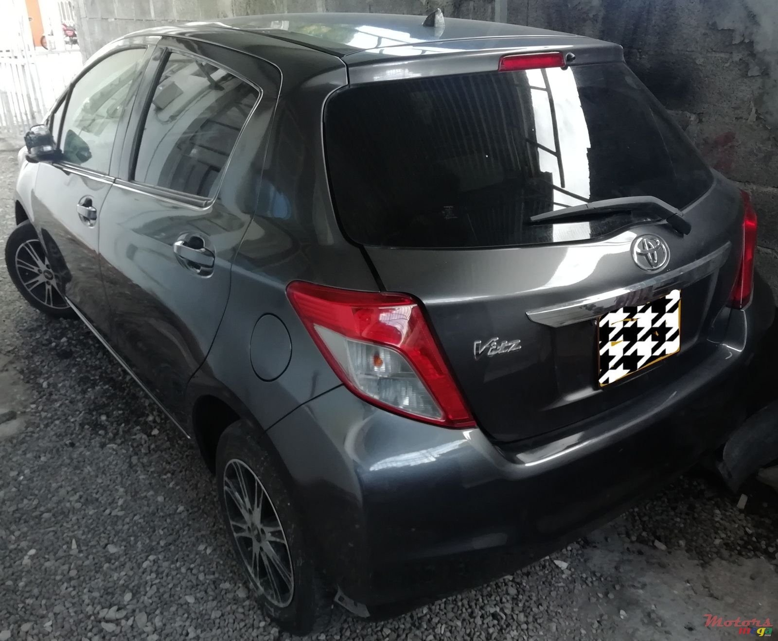 2013' Toyota photo #1