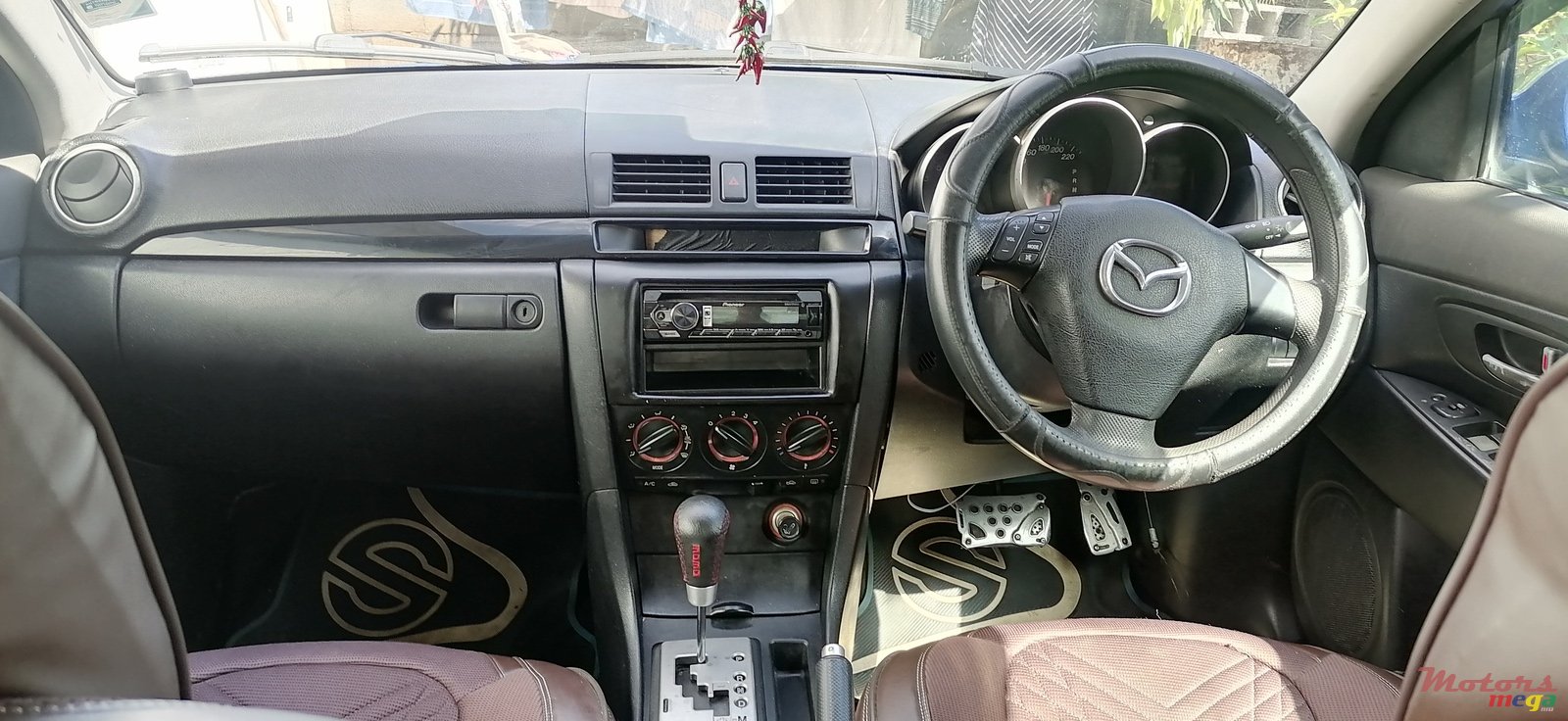 2005' Mazda 3 photo #4