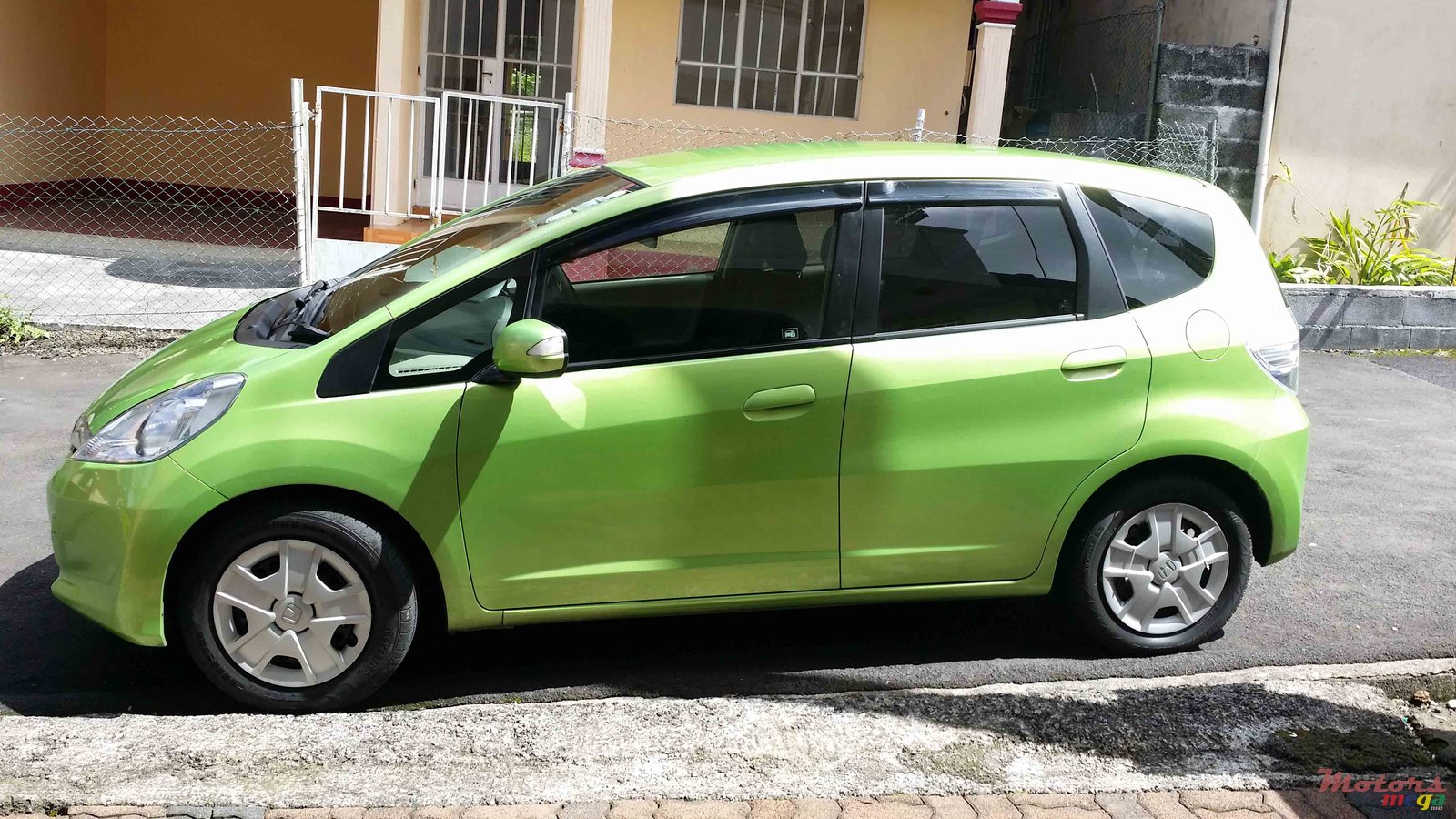 2011' Honda Fit photo #2