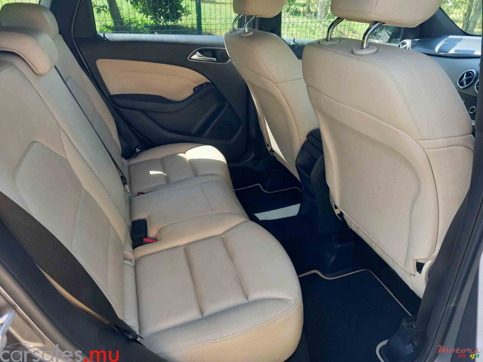 2015' Mercedes-Benz B 200 AMG 1.6 photo #5