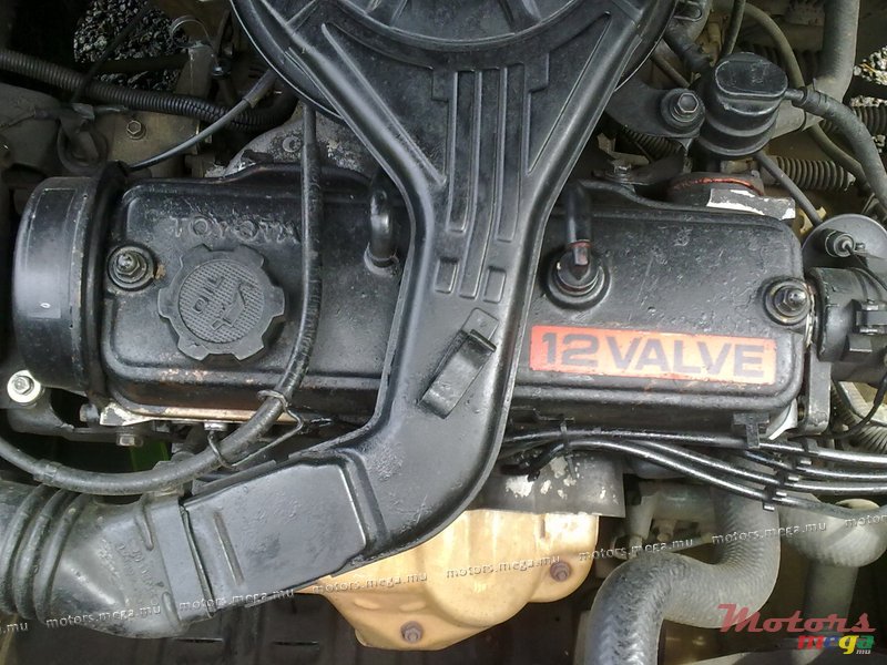 1988' Toyota photo #1