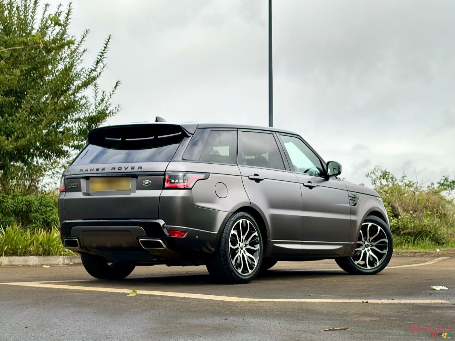 2019' Land Rover Range Rover Sport Autobiography 404 hp photo #3