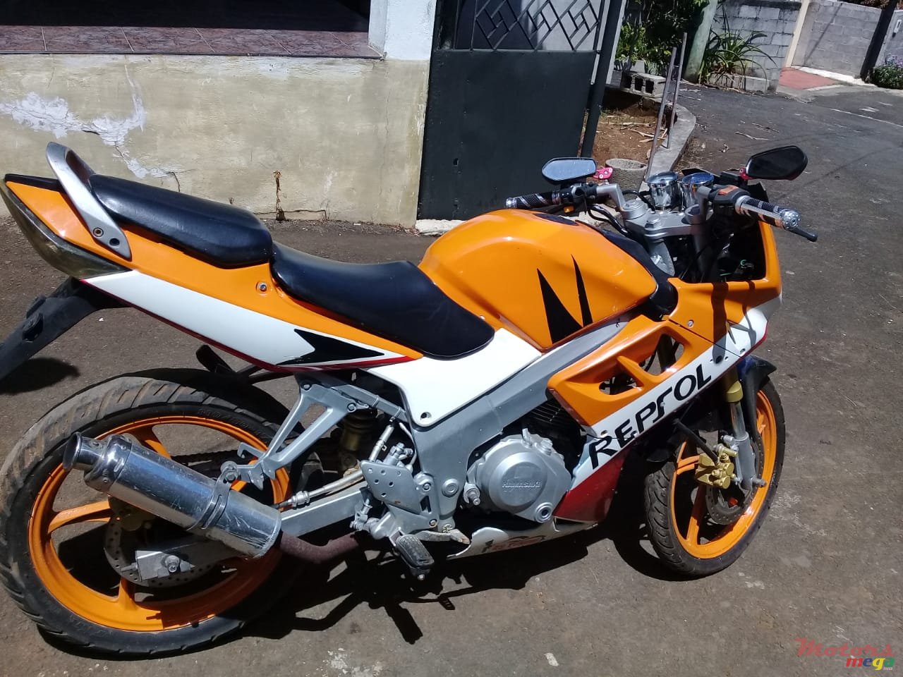 2009' G-max photo #1