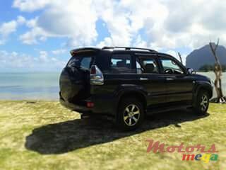 2003' Toyota landcruiser gx photo #1