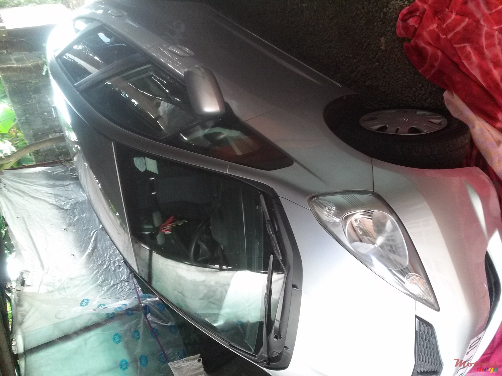 2010' Honda Fit photo #1