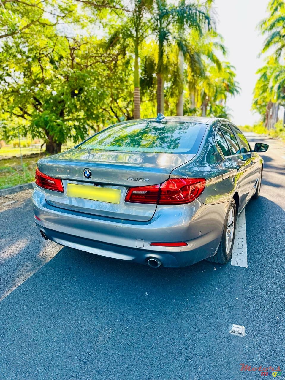2019' BMW 530 photo #6