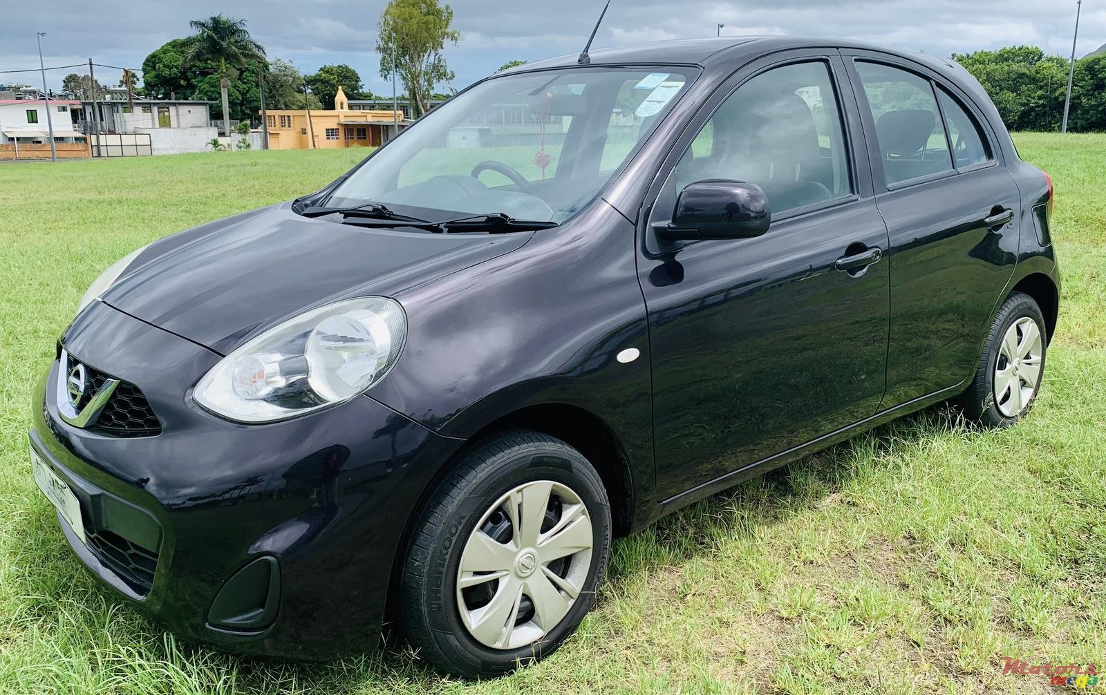 2014' Nissan March photo #1