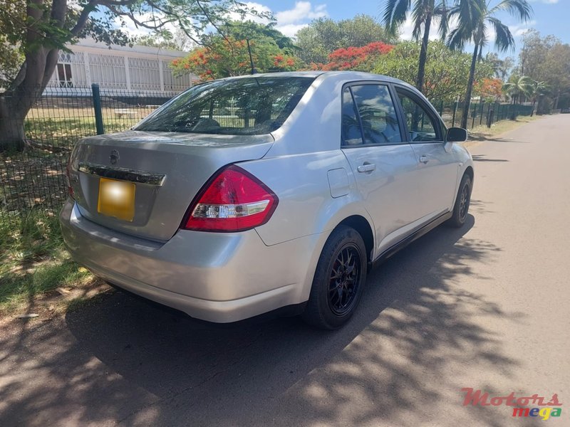 2006' Nissan Tiida photo #4