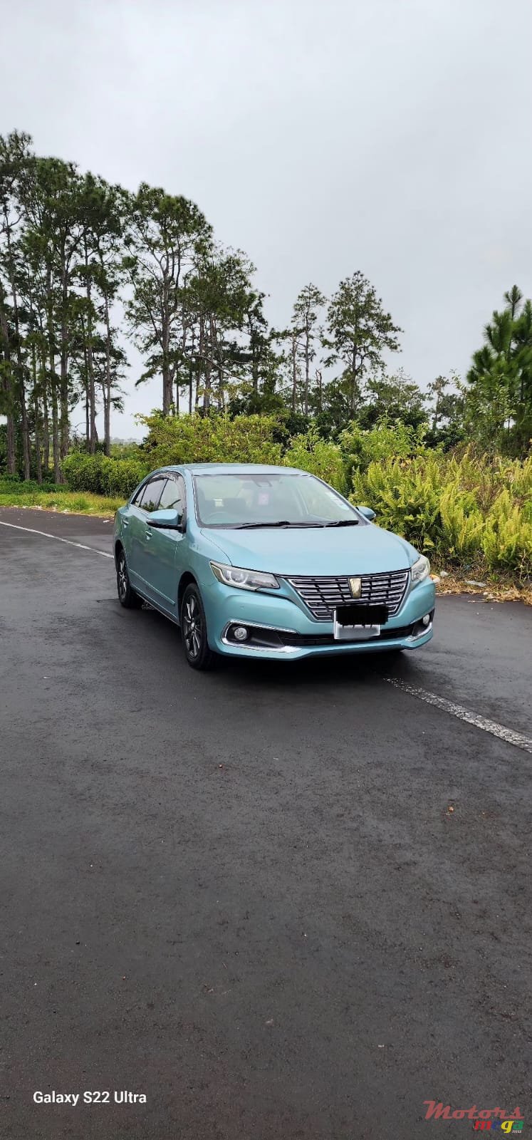 2017' Toyota Premio photo #3