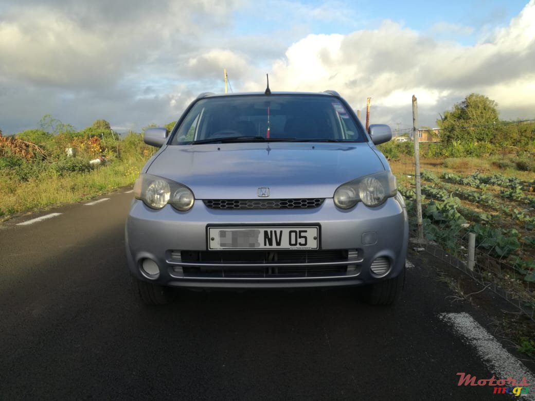 2005' Honda HR-V photo #3