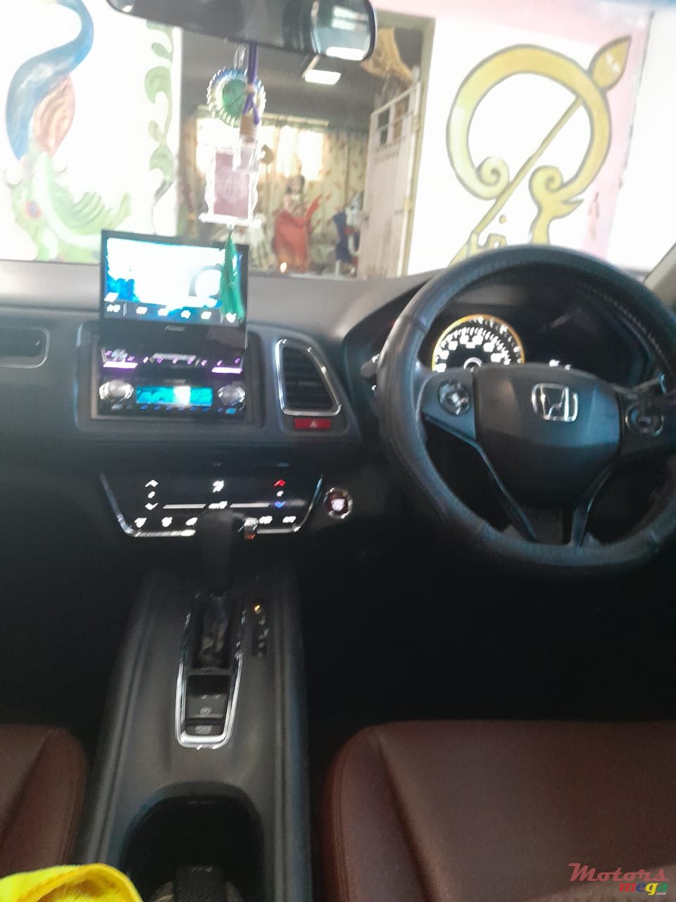 2014' Honda Vezel photo #6