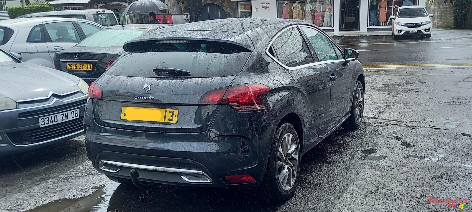 2013' Citroen DS4 photo #4