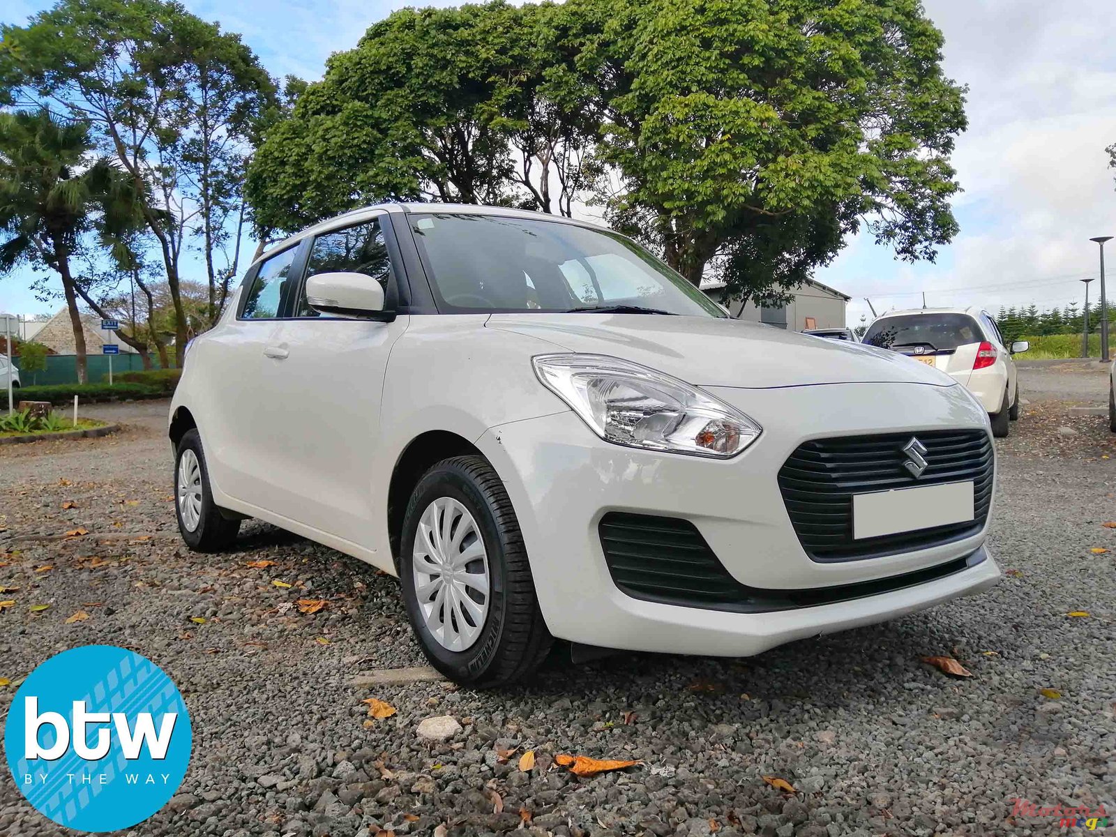 2018' Suzuki Swift photo #1