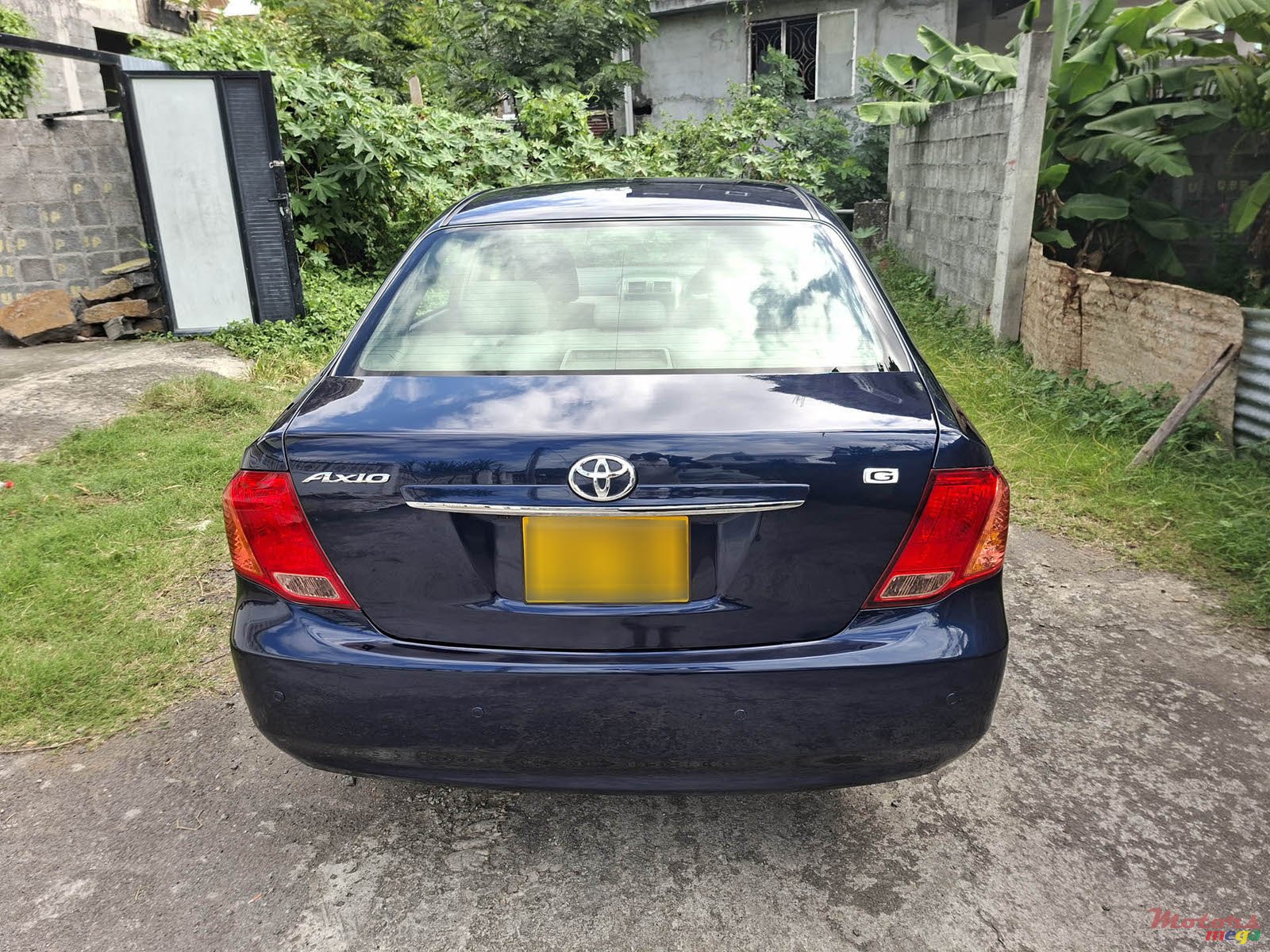 2006' Toyota Axio G photo #1