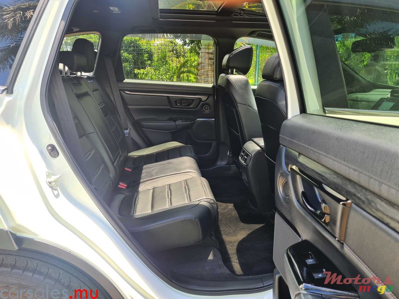 2021' Honda CR-V Black Edition 2.0 E-HEV photo #5