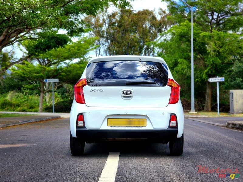 2017' Kia Picanto photo #3