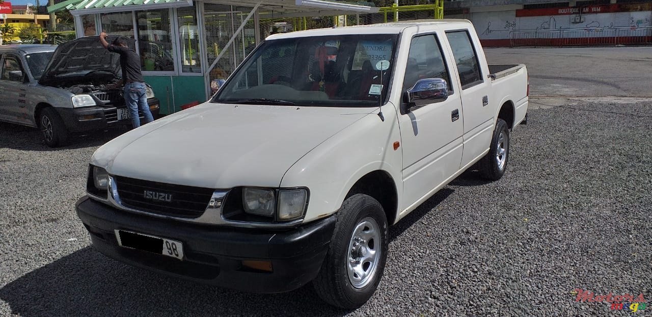 1998' Isuzu photo #1