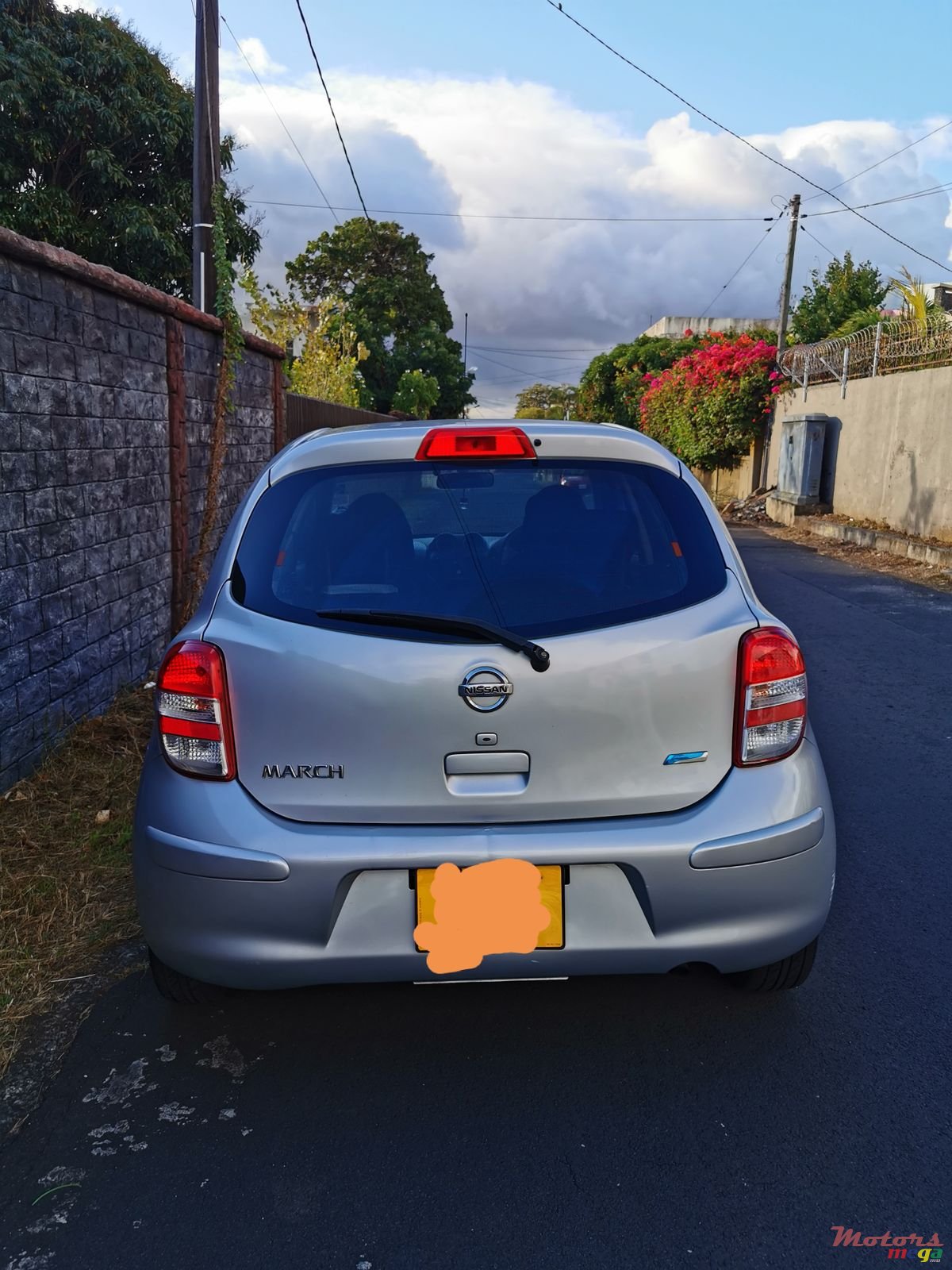 2011' Nissan March photo #2