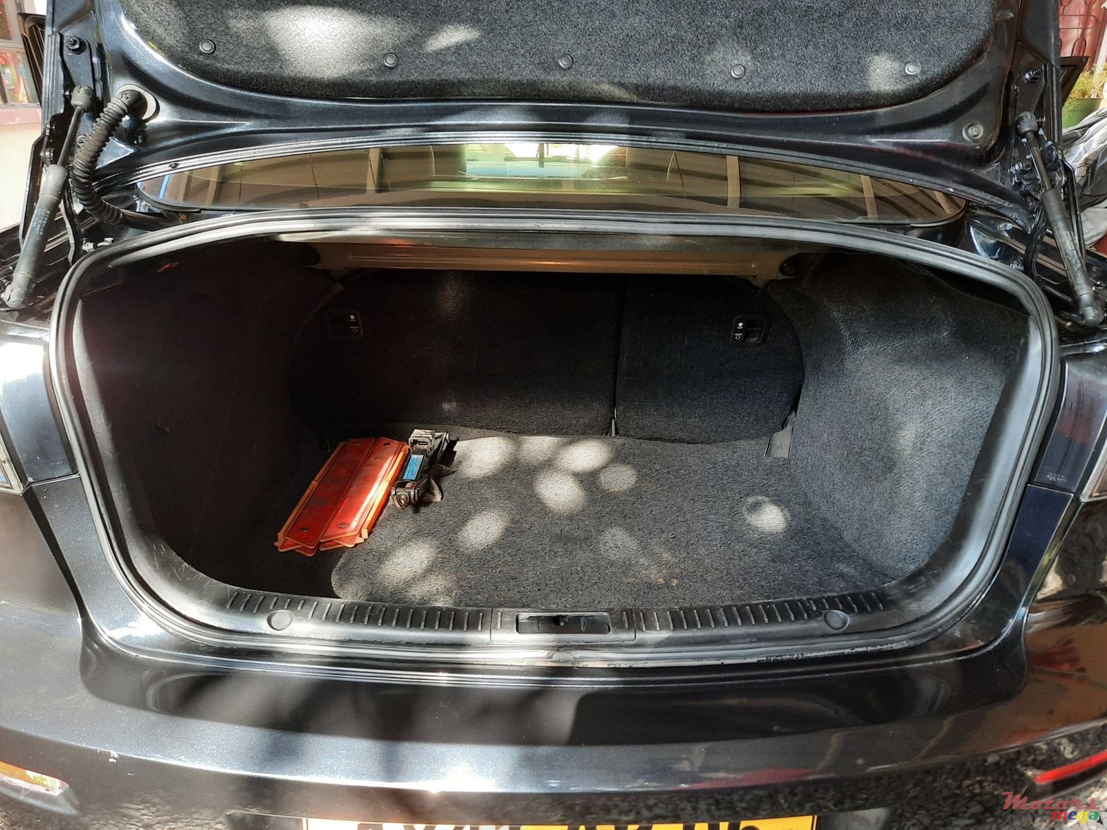 2006' Mazda 3 photo #6