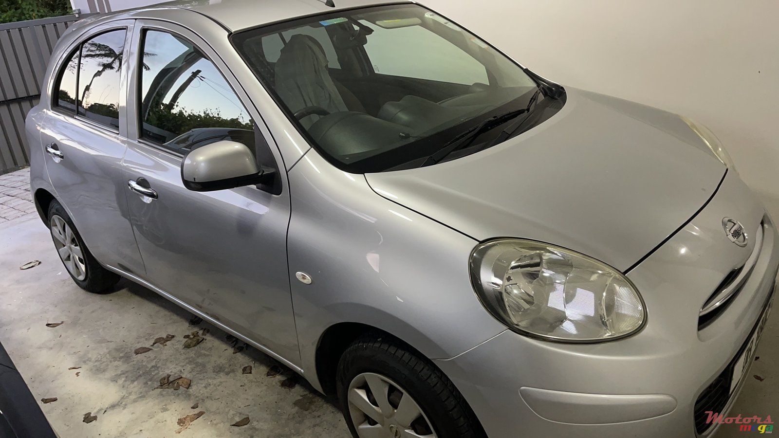 2013' Nissan March photo #1