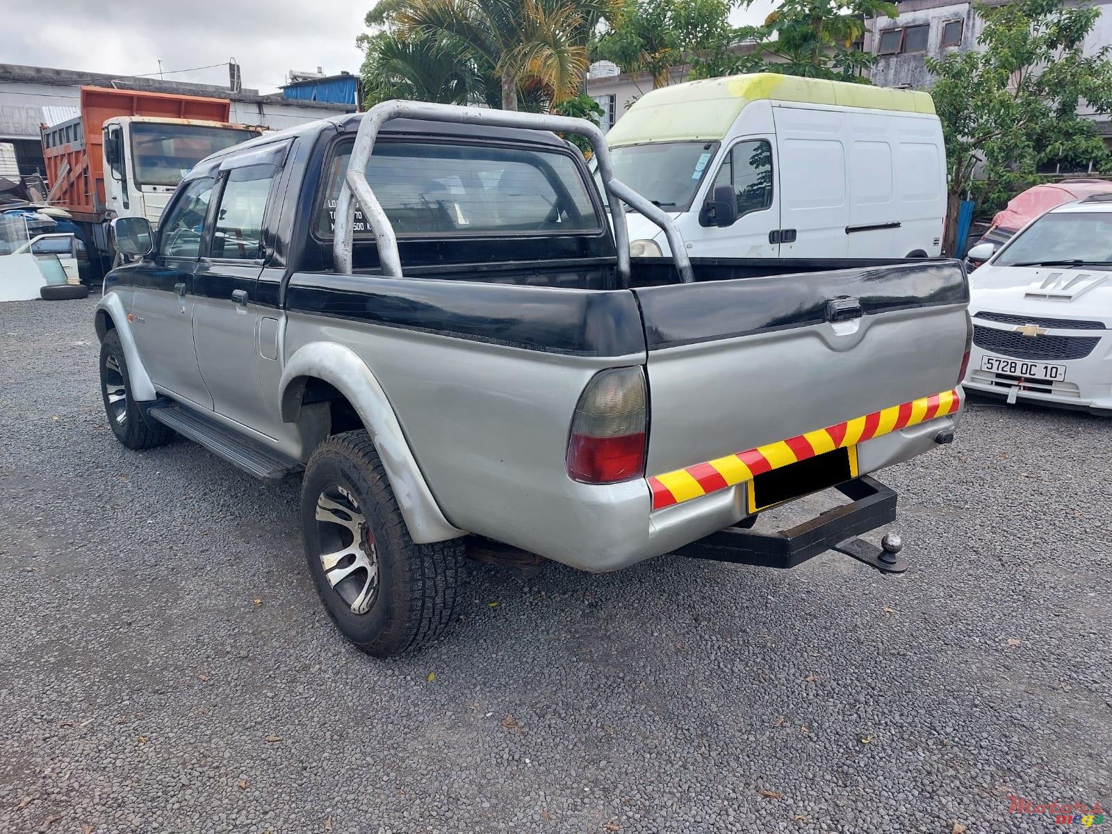 1999' Mitsubishi L 200 photo #1