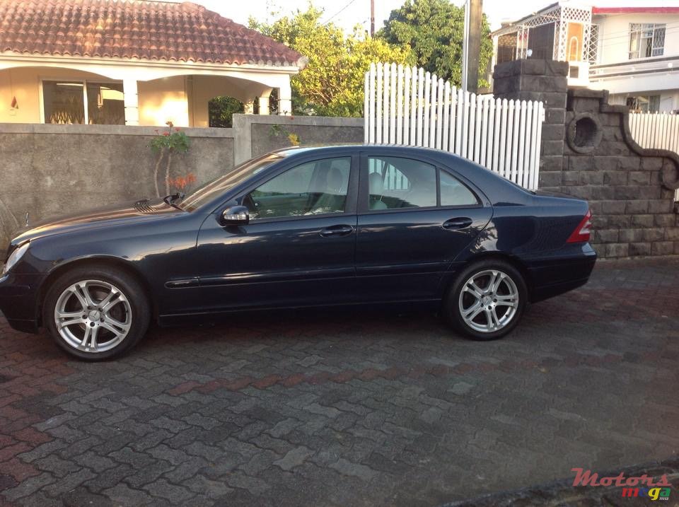 2000' Mercedes-Benz photo #1