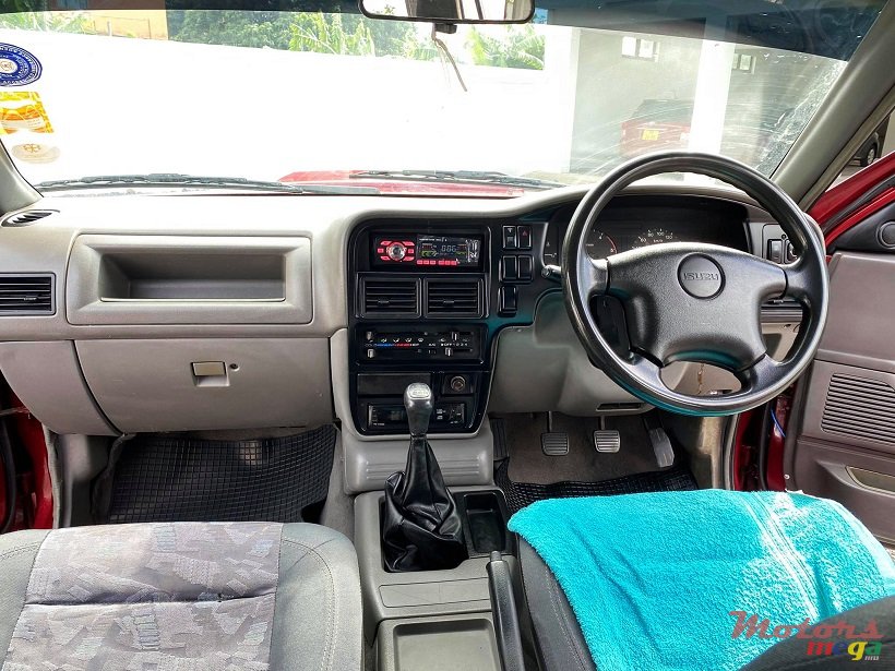 2004' Isuzu KB Series KB300 LX-TDI photo #3