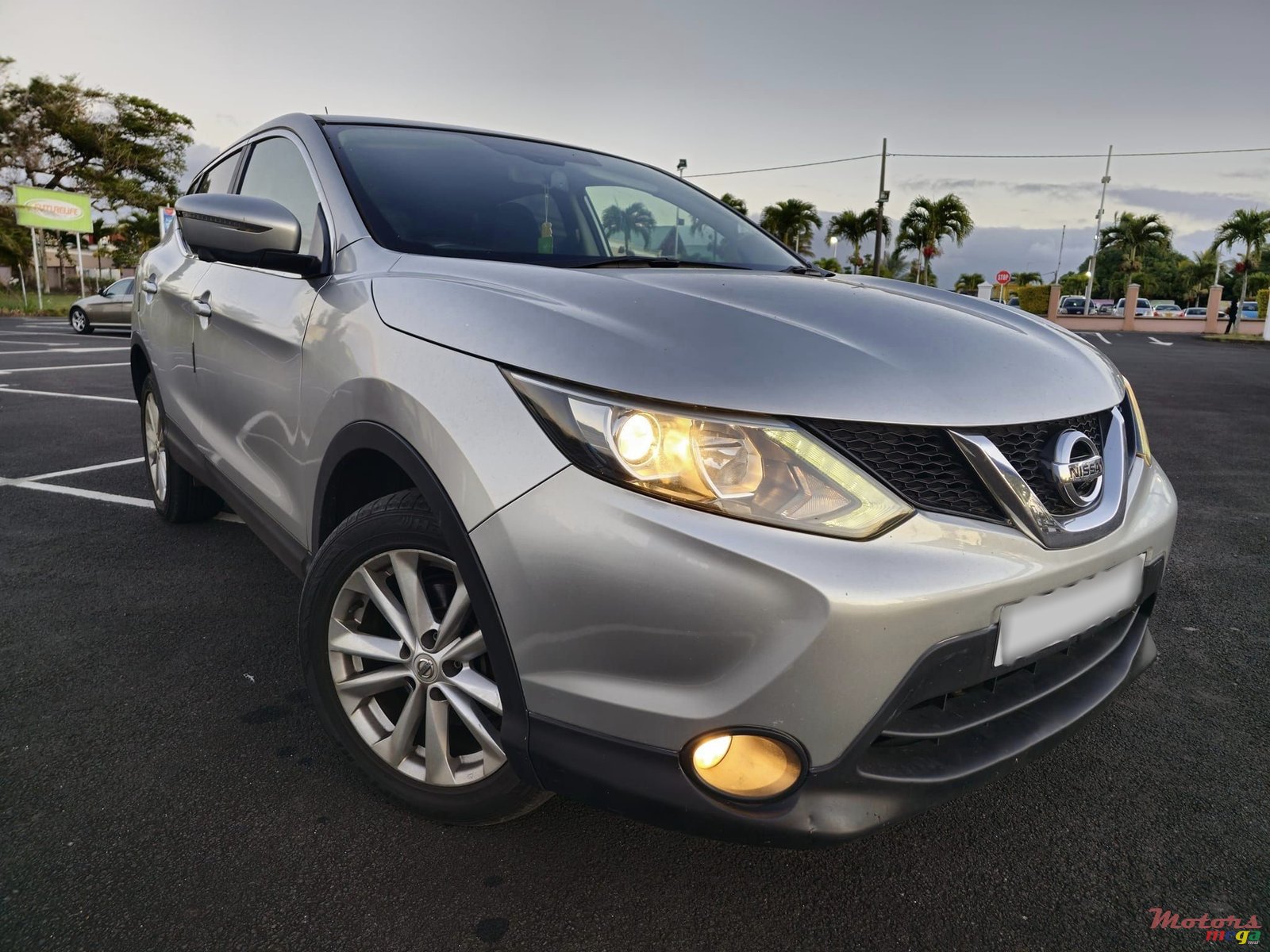 2015' Nissan Qashqai J11 photo #1