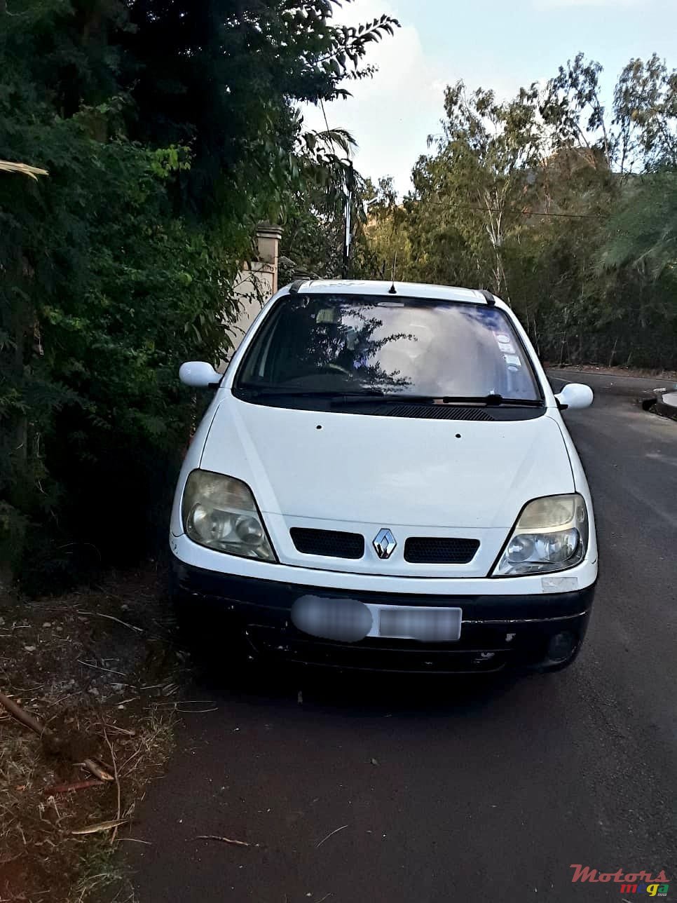 2000' Renault photo #1