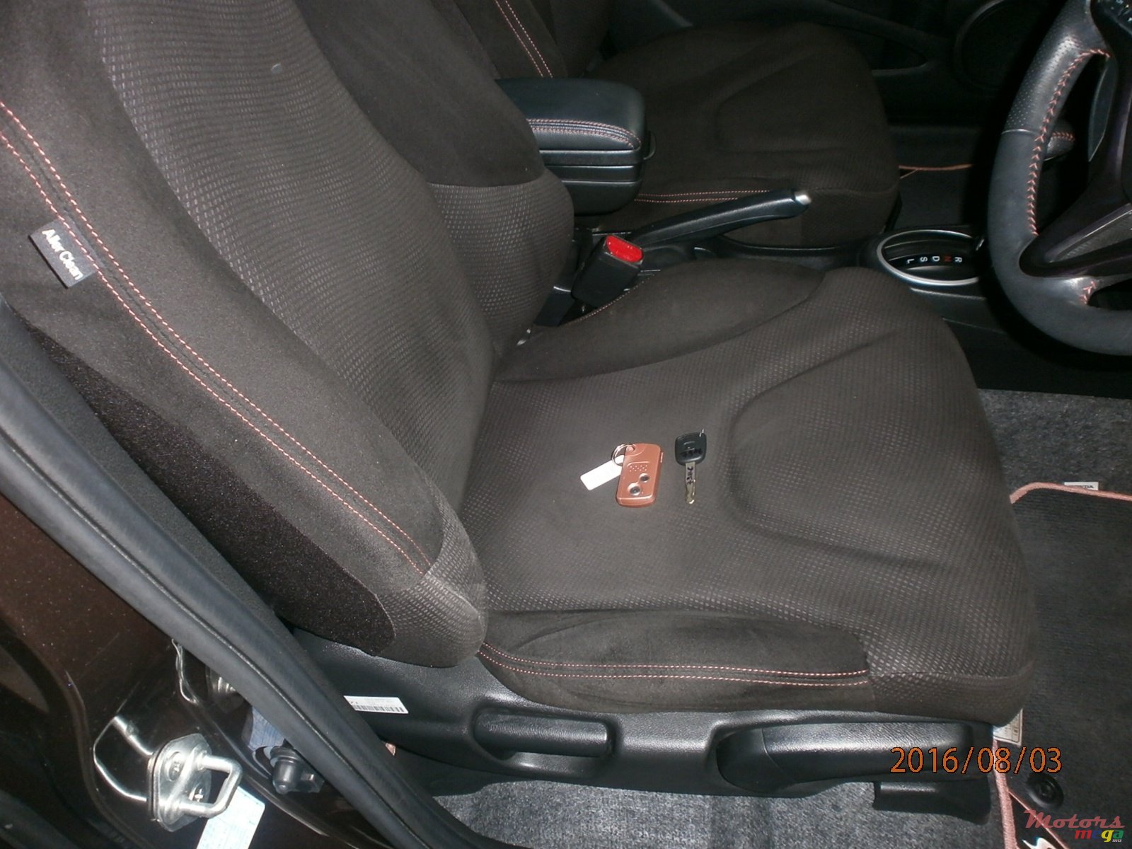 2012' Honda Fit fit photo #6