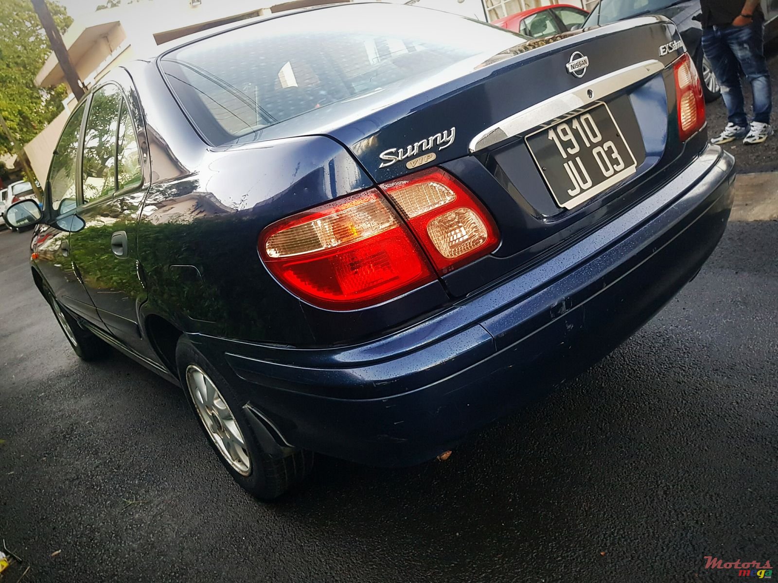 2003' Nissan N16 photo #3