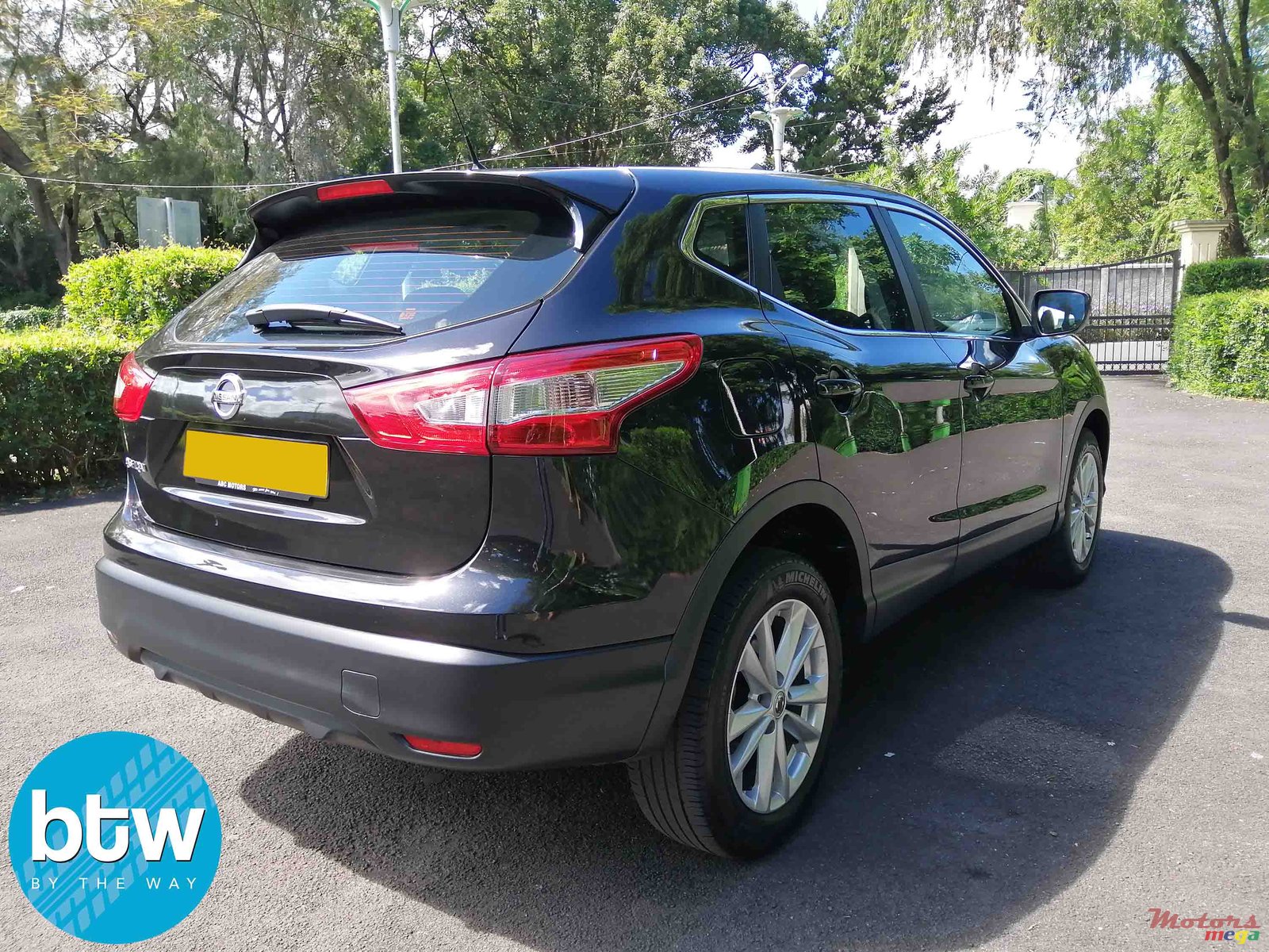 2015' Nissan Qashqai 1.2T photo #2