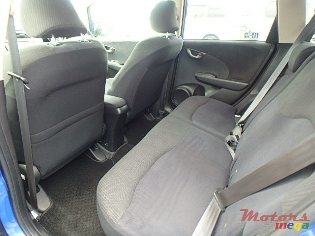 2012' Honda Fit Hybrid photo #4