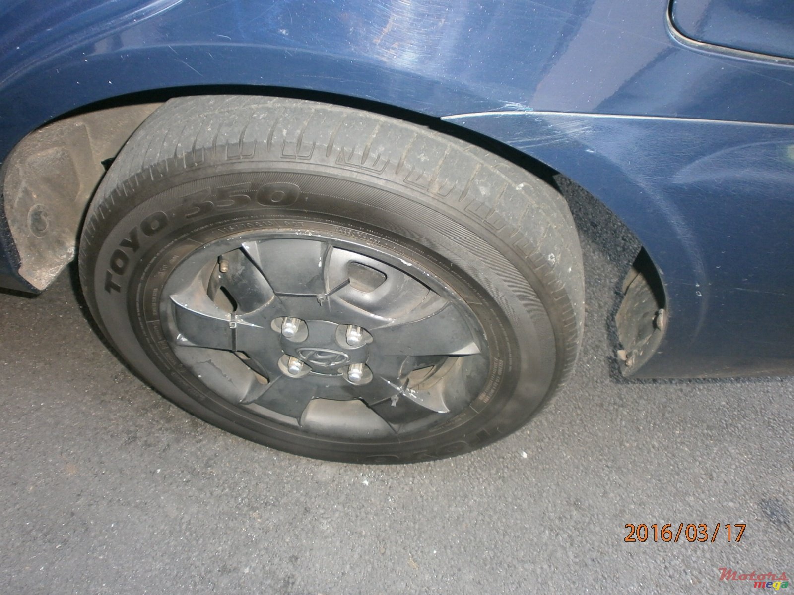 2004' Hyundai Accent photo #4