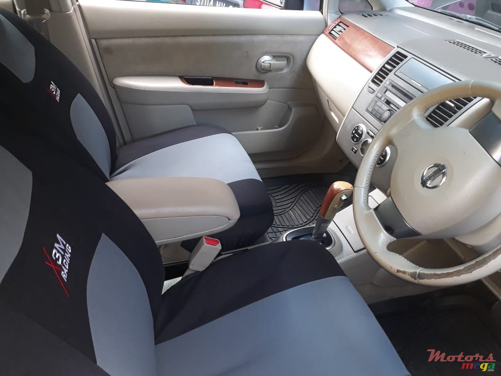 2005' Nissan Tiida Origine photo #2
