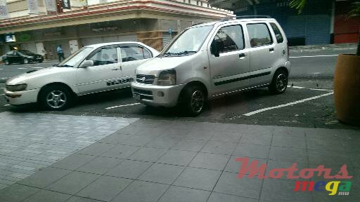 2005' Suzuki Wagon R photo #5