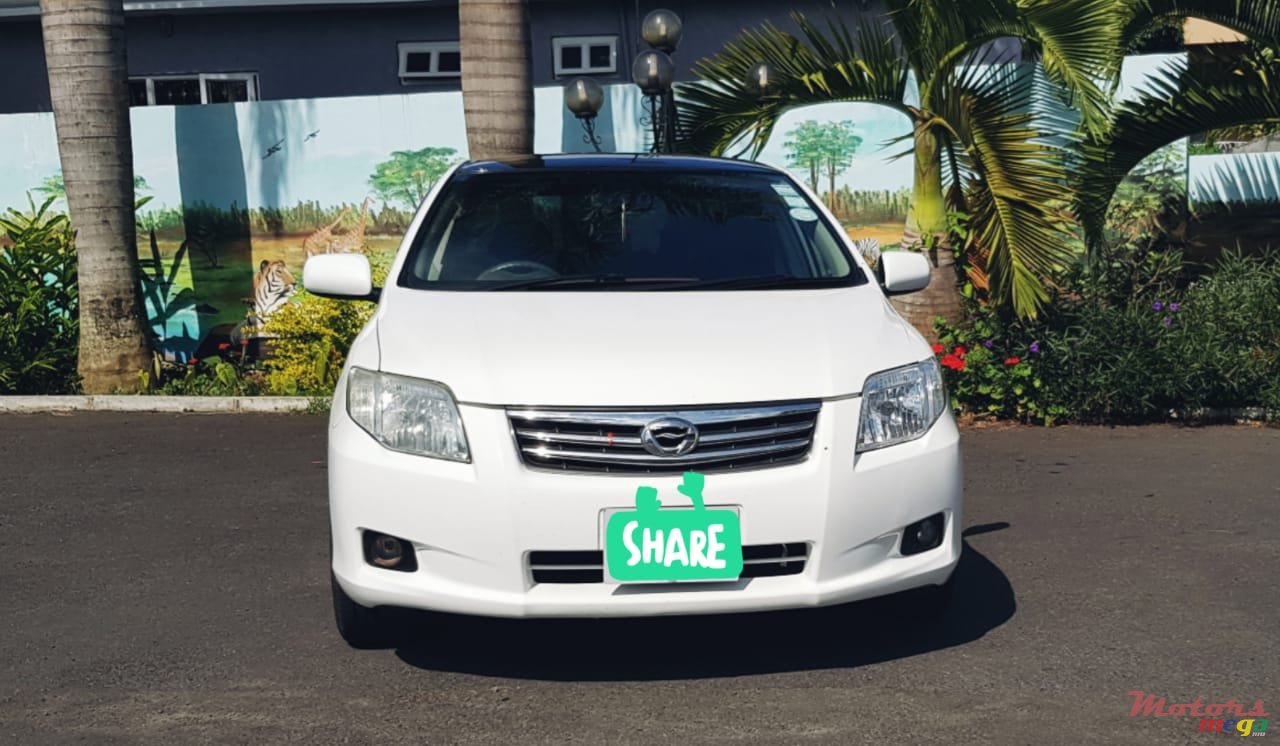 2009' Toyota Axio photo #7