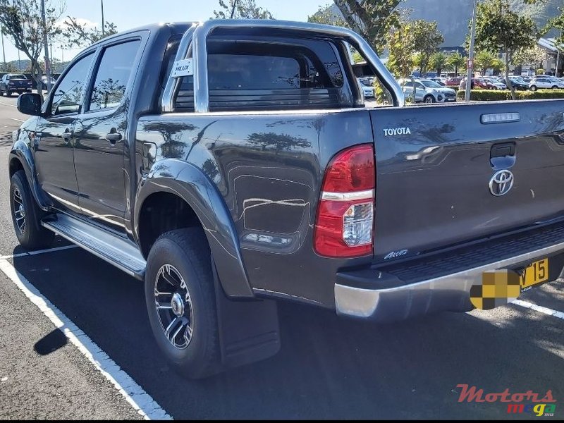 2015' Toyota Hilux As new, low mileage photo #3